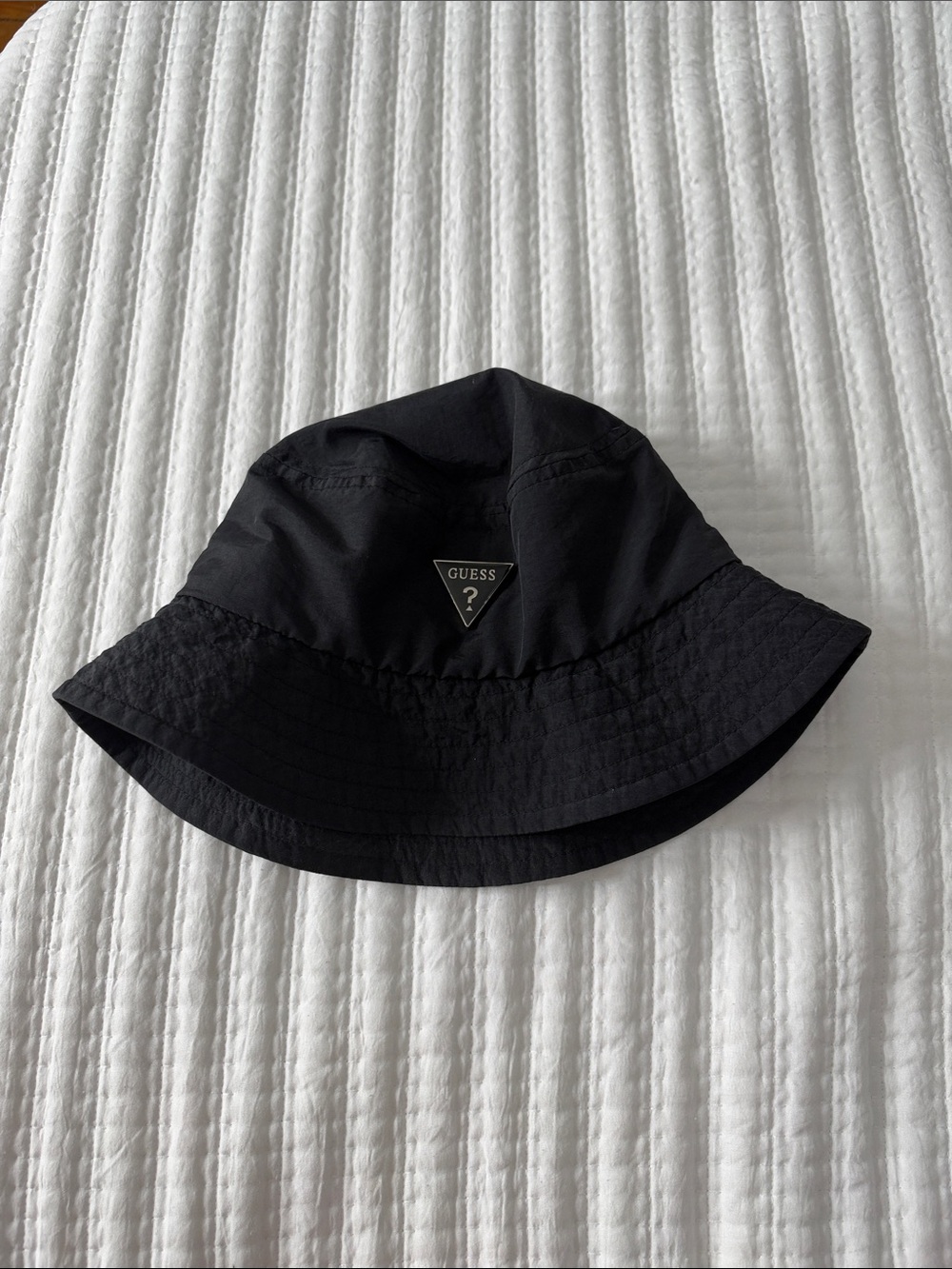 GUESS Black Women Bucket Hat with Triangle Logo